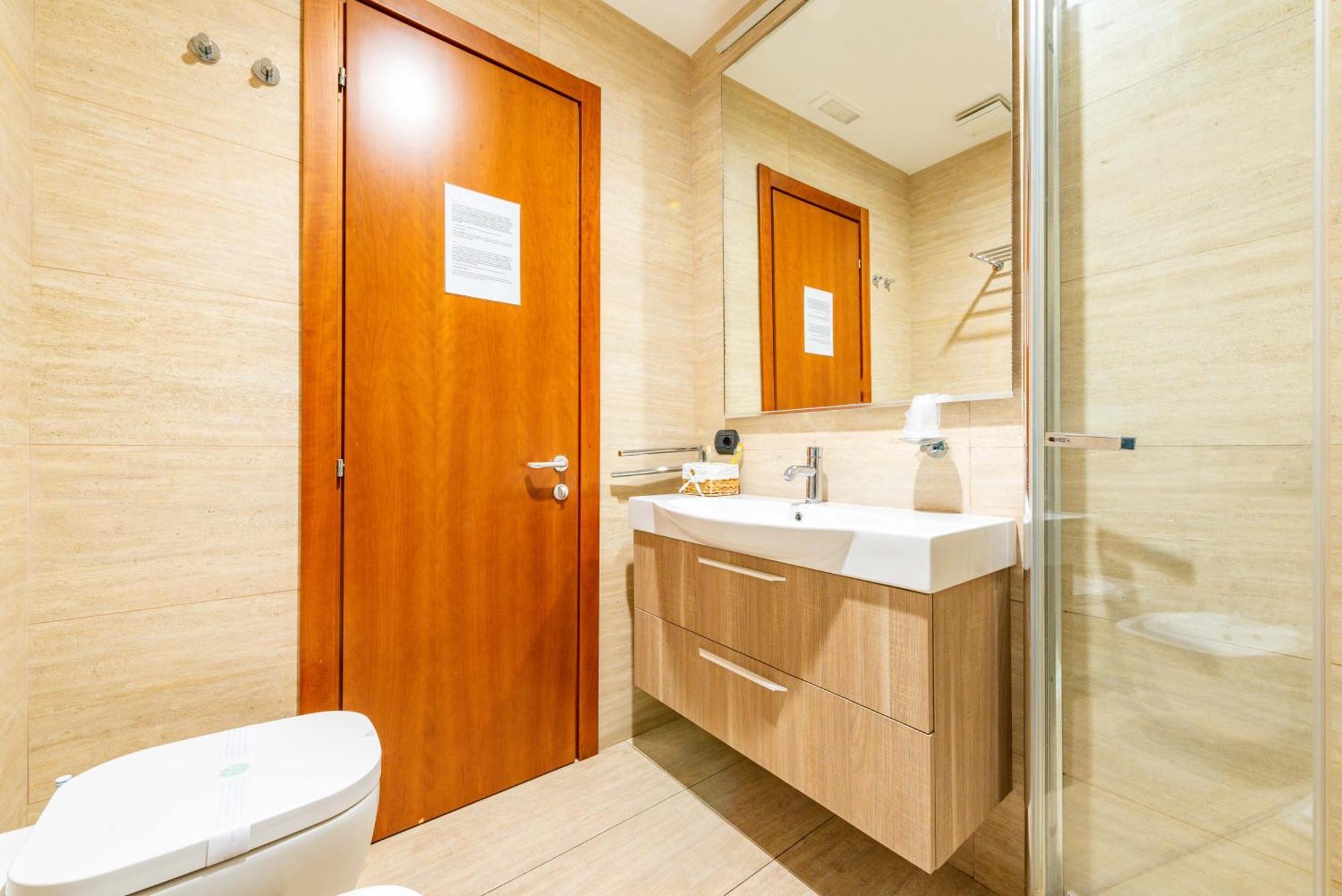 Отель Andenis Tiber House Рим Экстерьер фото